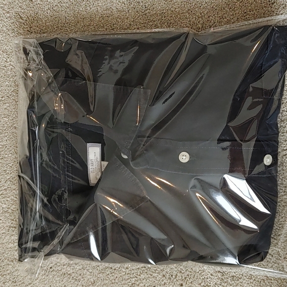 Men's Casual Button down Shirt - Picture 6 of 6